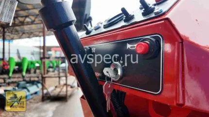 Минитрактор Уралец  2204 4*4