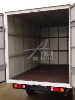 Промтоварный фургон ISUZU ELF 9.5