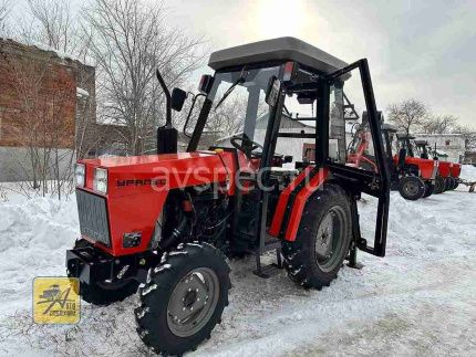 Минитрактор Уралец 254 с кабиной